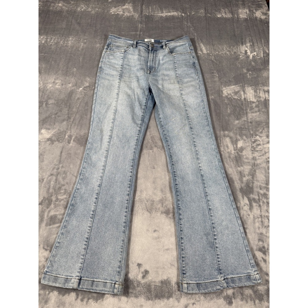 Kensie Jeans The Savannah High Rise Flare Women's Size‎ 6/28 Light Wash Denim